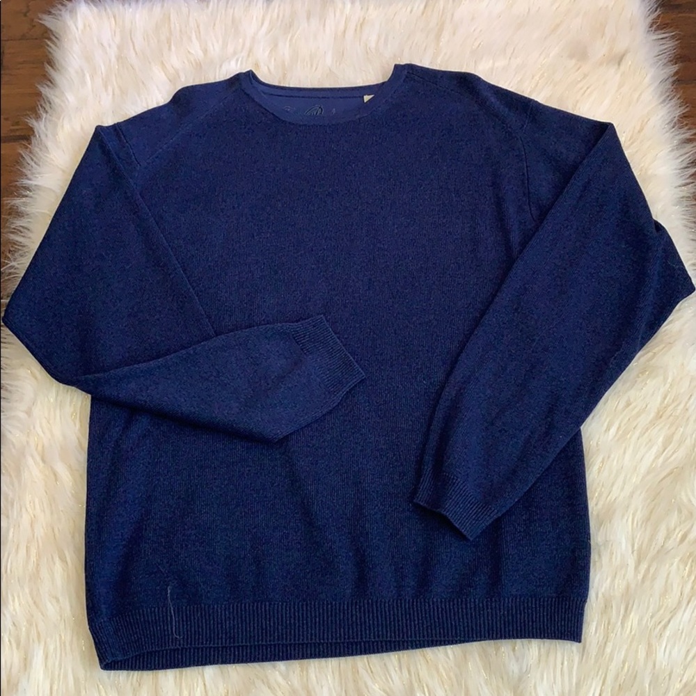 Tommy Bahama blended 55% silk blue sweater
